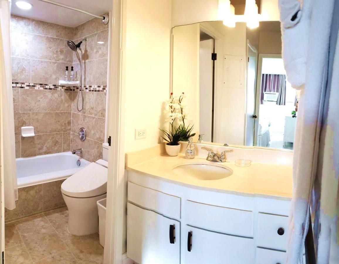 Waikiki Kuhio 1-Bedrm Apt, Ocean View, Free Parking & Wifi Honolulu Esterno foto